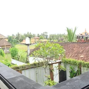 Lucky Family ** Ubud