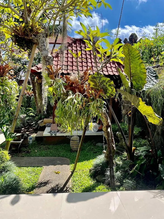 Dimuwa Ubud Indonesia